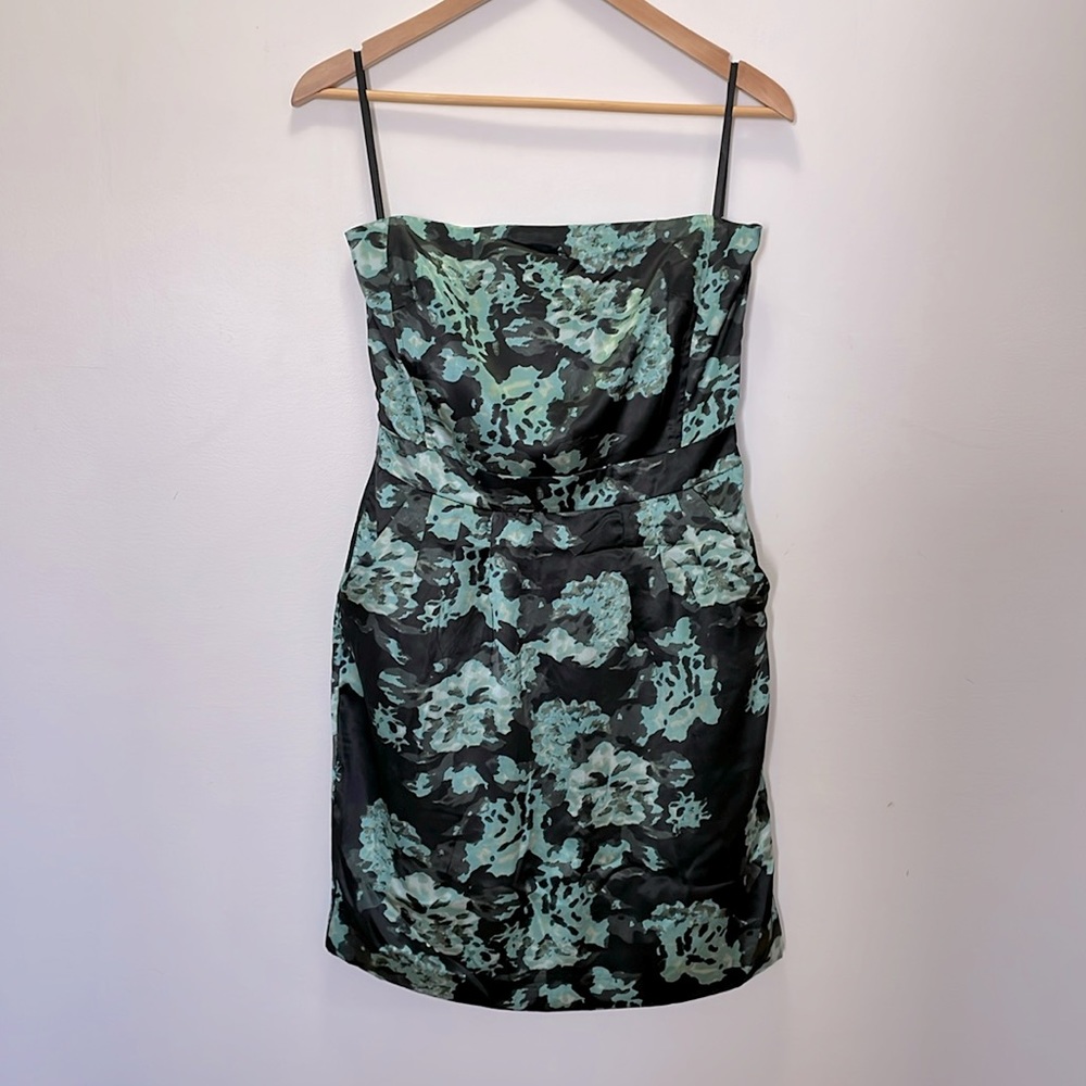 Banana Republic Strapless Dress